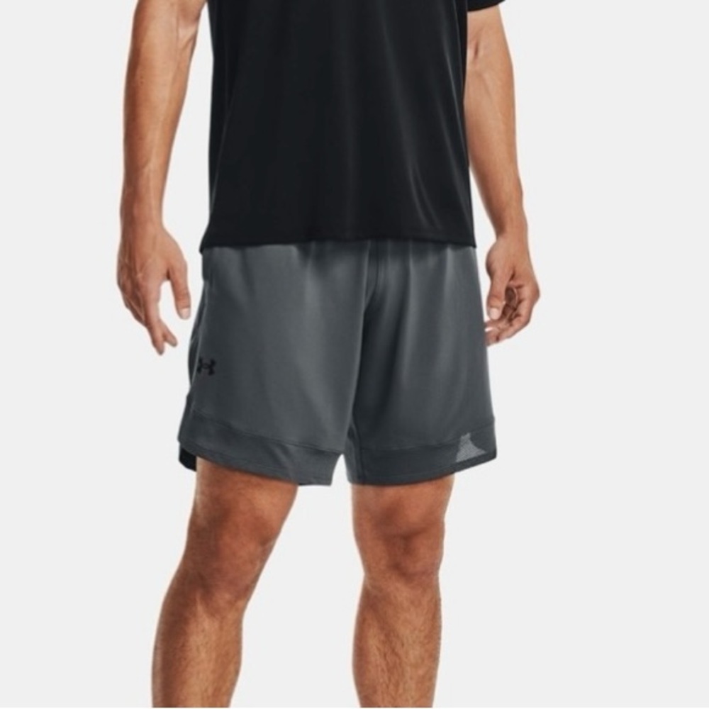 NWT men’s UA shorts XXL